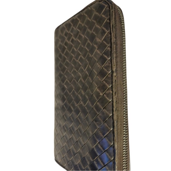 Bottega Veneta Woven Leather Wallet - Picture 3 of 16